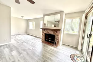 601 Hanover Ct, Schaumburg, IL 60194 - Photo 3
