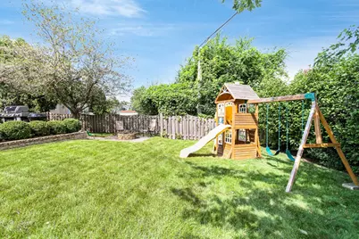 792 Brandt Drive, Lake in the Hills, IL 60156 - Photo 25