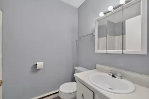 217-219 Stuart Ave, Aurora, IL 60505 - Photo 9