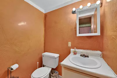 217-219 Stuart Avenue, Aurora, IL 60505 - Photo 13