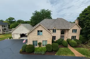 28278 Gray Barn Ln, Lake Barrington, IL 60010 - Photo 1