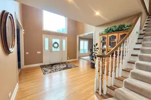 28278 Gray Barn Ln, Lake Barrington, IL 60010 - Photo 5