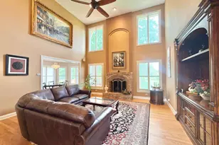 28278 Gray Barn Ln, Lake Barrington, IL 60010 - Photo 7