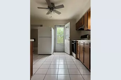 302 Notre Dame Avenue, Joliet, IL 60436 - Photo 7