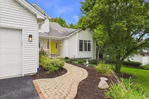 11497 Ridgecrest Dr, Roscoe, IL 61073 - Photo 5