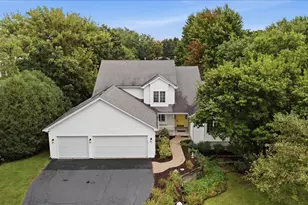 11497 Ridgecrest Dr, Roscoe, IL 61073 - Photo 1