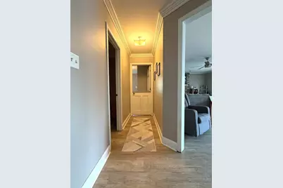 11751 Greenfield Drive, Orland Park, IL 60467 - Photo 9
