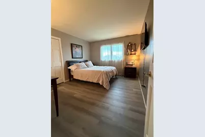 11751 Greenfield Drive, Orland Park, IL 60467 - Photo 15