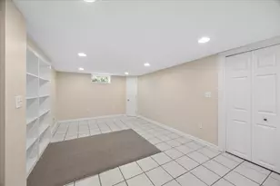 723 S La Grange Rd, La Grange, IL 60525 - Photo 17