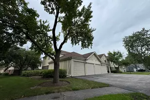 1101 Wildberry Ct, Wheeling, IL 60090 - Photo 5