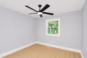 7128 Glenwood Ln, Hanover Park, IL 60133 - Photo 17