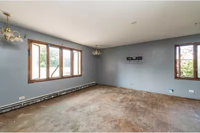 2337 N Sheridan Road, Waukegan, IL 60087 - Photo 5