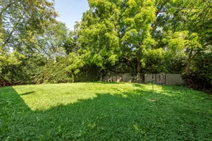 2337 N Sheridan Rd, Waukegan, IL 60087 - Photo 21