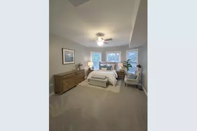 [Address not provided], Chicago, IL 60649 - Photo 5