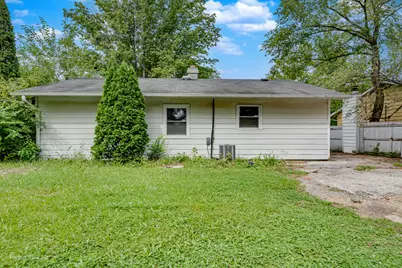 201 S Bartlett Road, Streamwood, IL 60107 - Photo 17