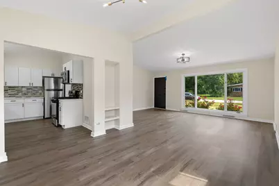 1140 Wallace Court, Chicago Heights, IL 60411 - Photo 7