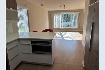 5115 N Mobile Avenue, Chicago, IL 60630 - Photo 5