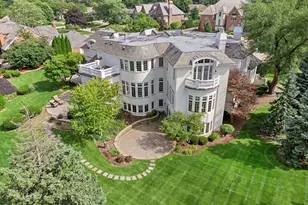 1904 Midwest Club Pkwy, Oak Brook, IL 60523 - Photo 3