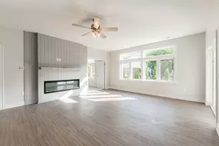 76 Kloe Ln, Sycamore, IL 60178 - Photo 11