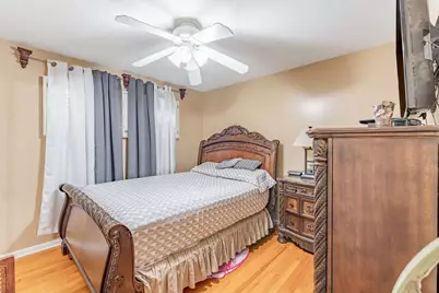 433 E Cherry Hill Drive, Addison, IL 60101 - Photo 9
