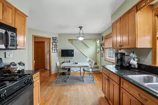 6228 W Huntington St, Chicago, IL 60646 - Photo 11