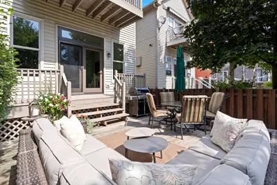 331 W Evergreen Avenue, Chicago, IL 60610 - Photo 17