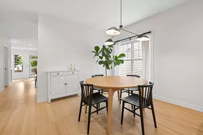 331 W Evergreen Avenue, Chicago, IL 60610 - Photo 7