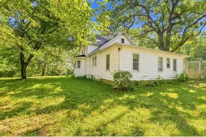 39132 N Mound Avenue, Spring Grove, IL 60081 - Photo 1