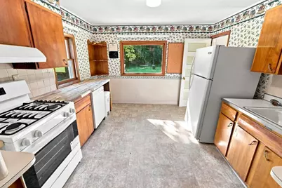 39132 N Mound Avenue, Spring Grove, IL 60081 - Photo 9