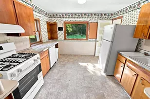 39132 N Mound Ave, Spring Grove, IL 60081 - Photo 9