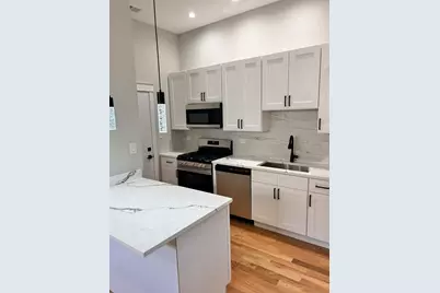 4121 W Montrose Avenue #1, Chicago, IL 60641 - Photo 9