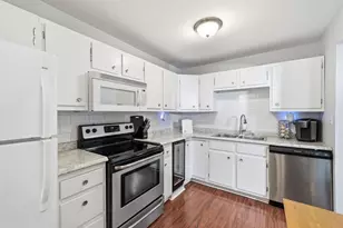 603 Garden Cir, Streamwood, IL 60107 - Photo 11