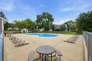 603 Garden Cir, Streamwood, IL 60107 - Photo 27