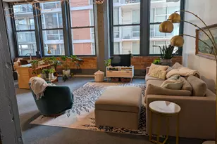 124 W Polk St, Chicago, IL 60605 - Photo 15