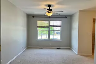 1560 E Chivalry Ct, Palatine, IL 60074 - Photo 15
