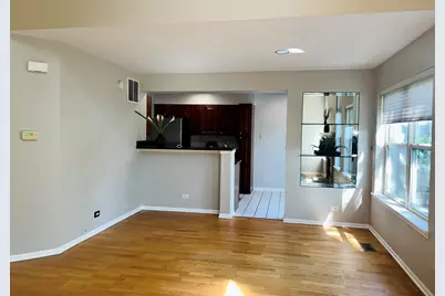 1560 E Chivalry Court, Palatine, IL 60074 - Photo 13