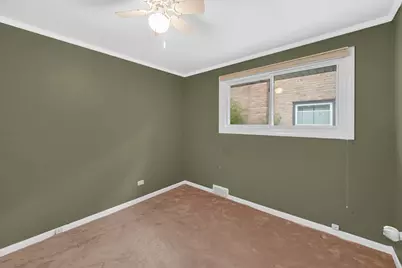 3829 Birchwood Avenue, Skokie, IL 60076 - Photo 13