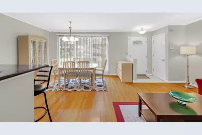 3829 Birchwood Avenue, Skokie, IL 60076 - Photo 5
