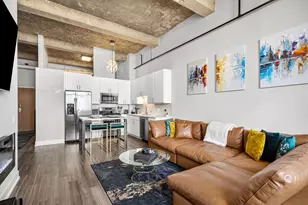 320 E 21st St, Chicago, IL 60616 - Photo 9