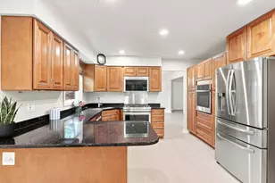 11 Birchwood Ave, Deerfield, IL 60015 - Photo 5