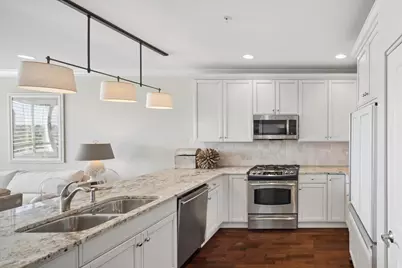 850 Village Center Drive #308, Burr Ridge, IL 60527 - Photo 7