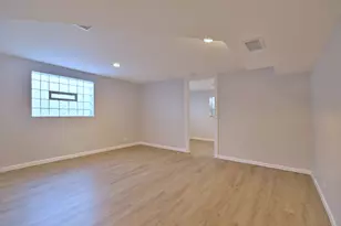 7142 N Keating Ave, Lincolnwood, IL 60712 - Photo 25