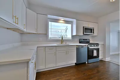 7142 N Keating Avenue, Lincolnwood, IL 60712 - Photo 9