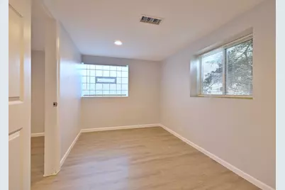 7142 N Keating Avenue, Lincolnwood, IL 60712 - Photo 27