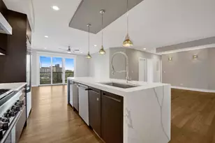 650 N Morgan St, Chicago, IL 60642 - Photo 7
