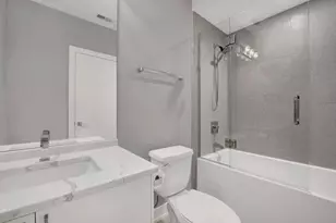 650 N Morgan St, Chicago, IL 60642 - Photo 21