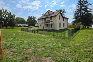 803 Monroe St, Oregon, IL 61061 - Photo 5