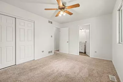 945 Surrey Court, Joliet, IL 60431 - Photo 11