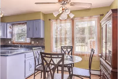 2950 Briarwood Drive W, Mount Prospect, IL 60056 - Photo 11