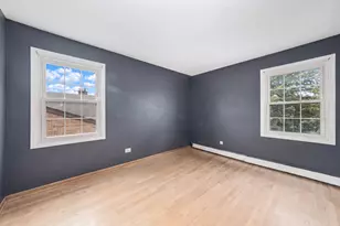 2950 Briarwood Dr W, Mount Prospect, IL 60056 - Photo 17